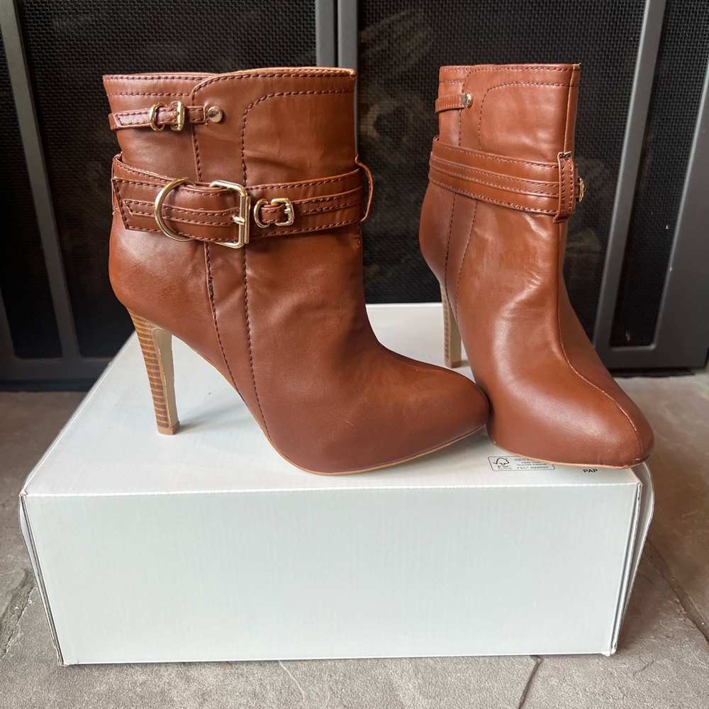 Colin Stuart Ankle Boots